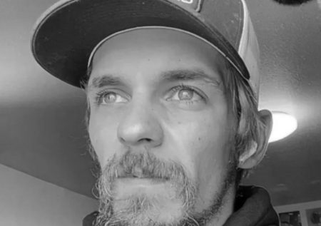 Звезда шоу «Смертельный улов» умер в море при загадочных обстоятельствах