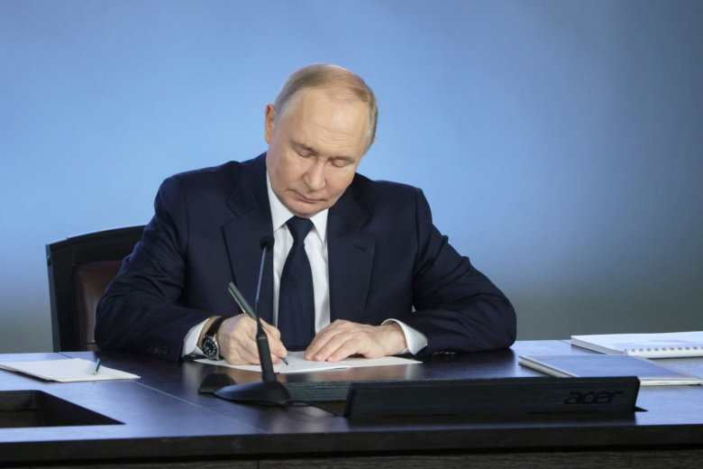 Владимир Путин