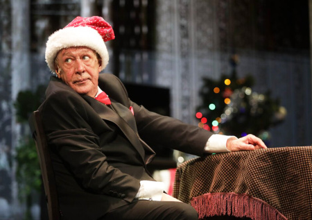 «Волнение видно»: Бурляев оценил работу Ефремова в спектакле Михалкова