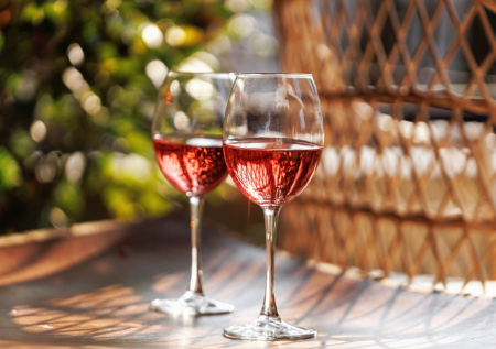 Роскачество определило лучшие розовые вина на рынке