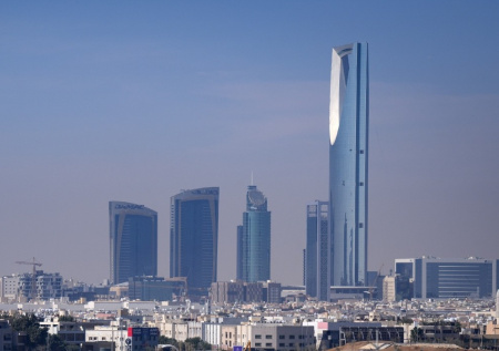 Дым появился над северной частью столицы Саудовской Аравии