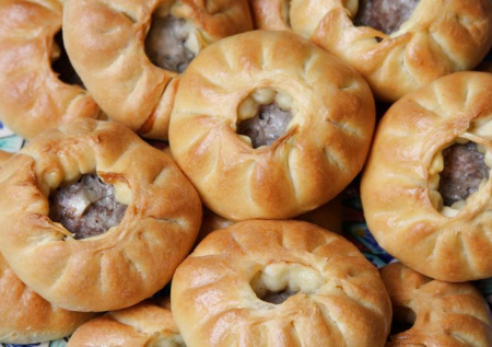 Татарский пирожок с секретом: сочный перемяч — румяный, простой и сочный