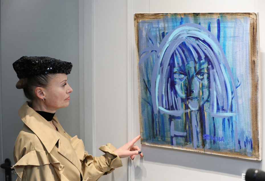 Открытие выставки народной артистки РФ Елены Яковлевой в рамках специального благотворительного проекта «Вне роли».