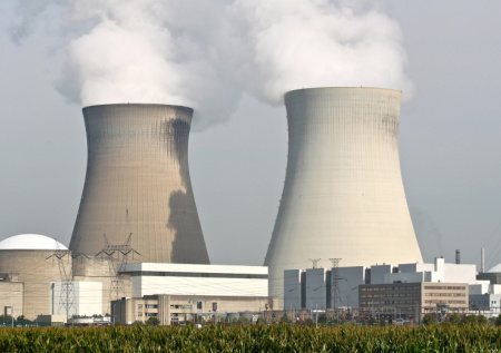 Иран пригрозил взорвать ядерный реактор Израиля