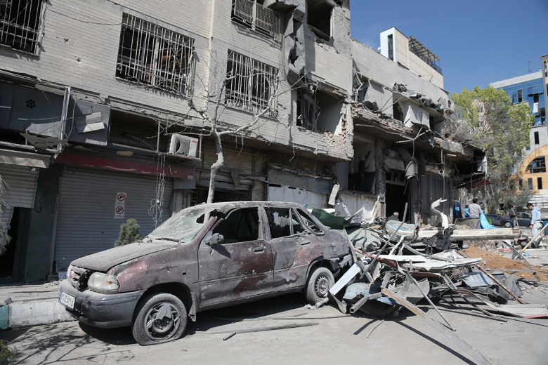 Разрушенные здания в Тегеране