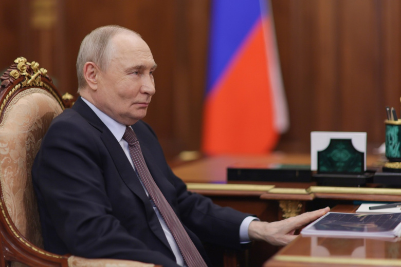 Владимир Путин на встрече с губернатором Нижегородской области Глебом Никитиным