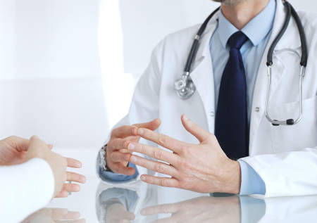 Нарколог рассказал, что происходит с организмом во время запоя