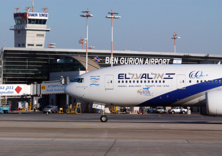 КСИР заявил об ударе по объектам США и Израиля ракетами нового поколения