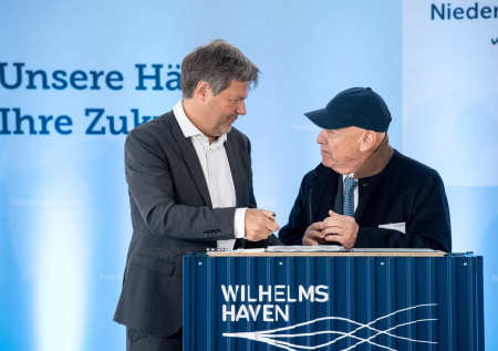 Миллиардер-авантюрист бросил вызов Ирану в Ормузском проливе