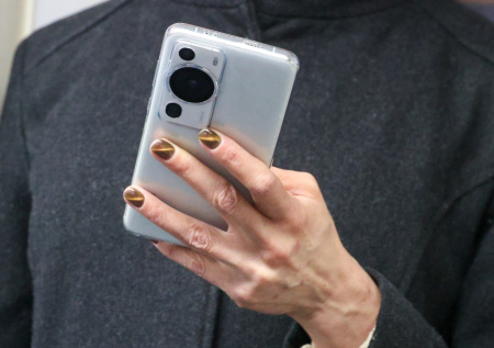 Жительница Кировска смогла вернуть деньги, переданные мошенникам