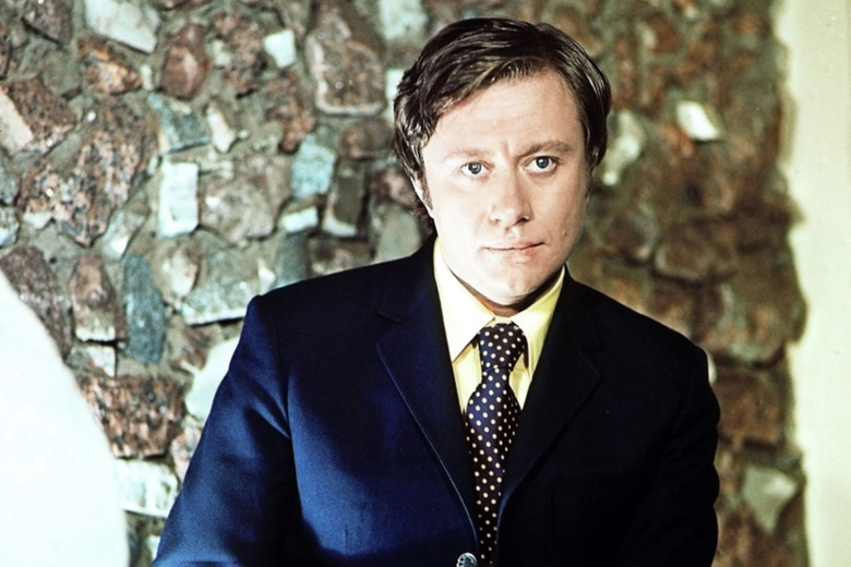 Андрей Миронов