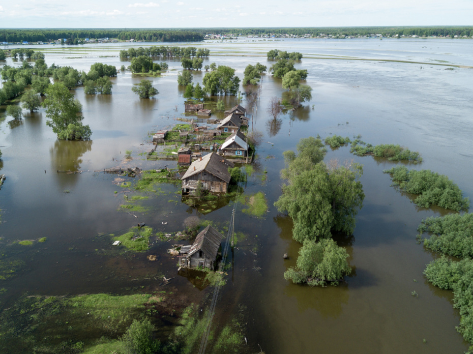 Поселок Усть  во время паводка
