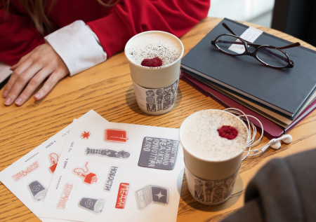 «Дзен» запустил праздничную акцию для журналисток к 8 Марта