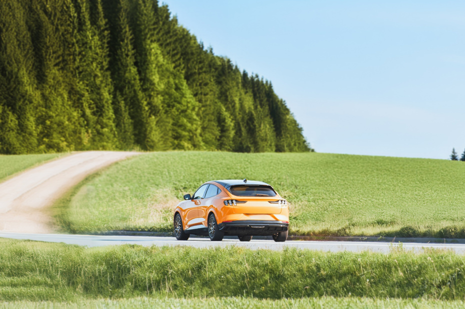 Электрический кроссовер