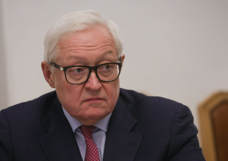 Рябков анонсировал возможные контакты в формате «ядерной пятерки»