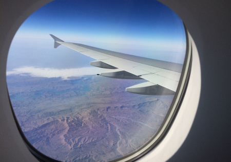 Несколько десятков самолетов не могут получить разрешение на посудку в ОАЭ