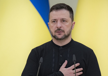 «Готов наряжаться в юбку»: Мирошник высказался о поведении Зеленского