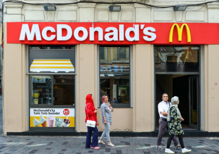 McDonald's зарегистрировал в России своего рыжего друга