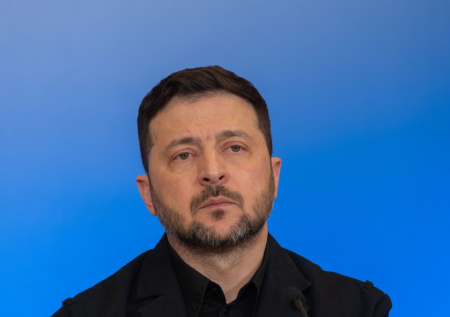 «Не стыдно?»: во Франции отругали Зеленского из-за скандала в Венгрии