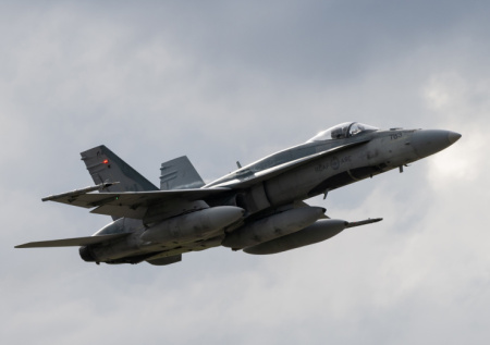 Израиль атаковал хранилища топлива в Тегеране