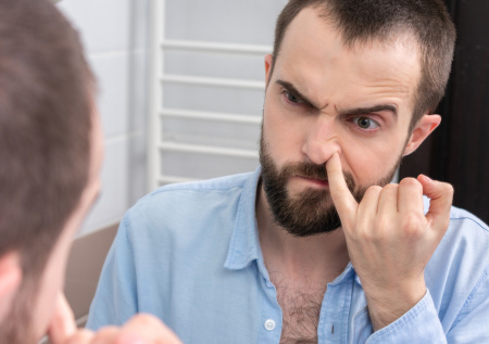 Составили список опасных вредных привычек: как уберечь себя от менингита