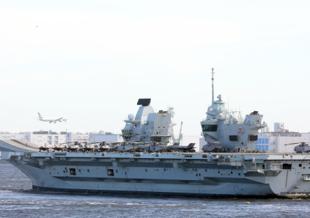 В Британии раскрыли, пойдет ли авианосец Prince of Wales к берегам Ирана