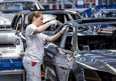 Стало известно, как цены на нефть ударят по европейской промышленности