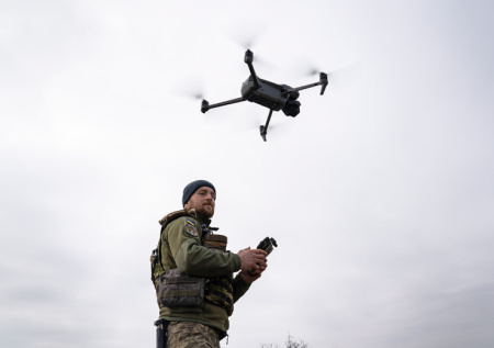 Дроны ВСУ атаковали автобус с детьми в Запорожской области