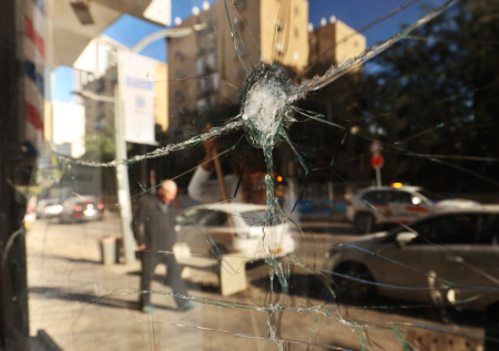 Ливанская ракета упала в центре Израиля