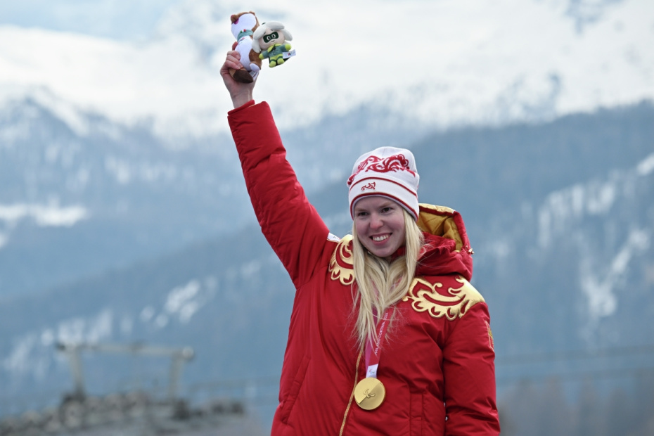 Варвара Ворончихина на церемонии награждения XIV зимних Паралимпийских игр в Италии