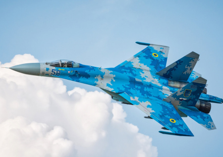 Российский летчик получил редкую награду за сбитие Су-27 с Героем Украины