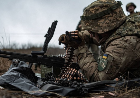 ВСУ ударили по гражданским автомобилям и ранили мирных жителей