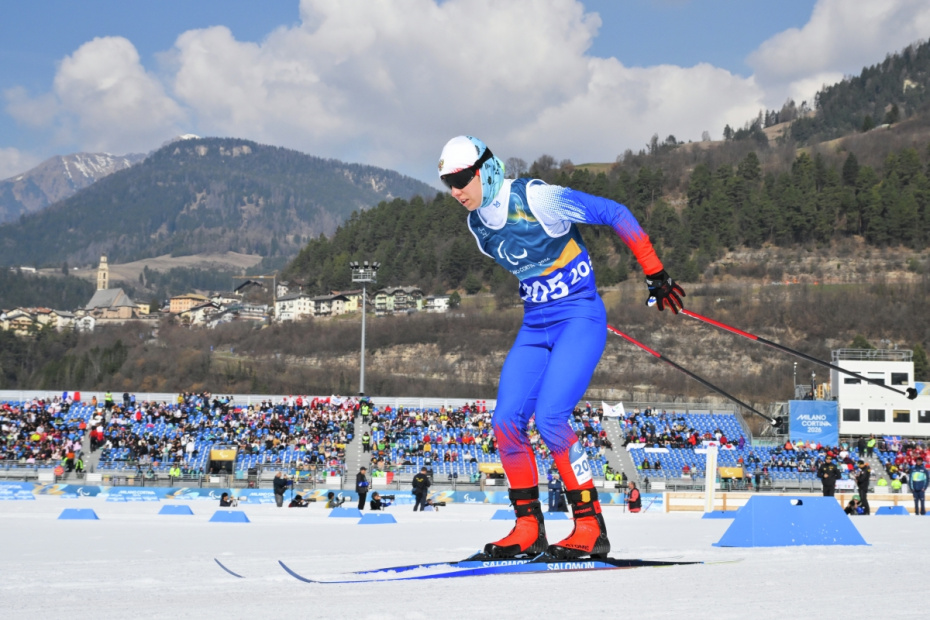 Анастасия Багиян (Россия) на дистанции спринта среди женщин на соревнованиях по лыжным гонкам XIV зимних Паралимпийских игр в Валь-ди-Фьемме