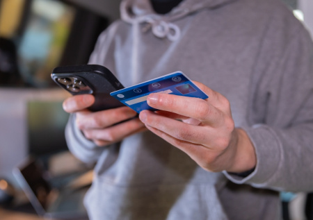 Экономист предупредила об ошибочных блокировках при снятии средств