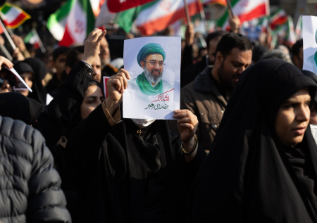 В Иране ответили на слухи о ранении Моджтабы Хаменеи