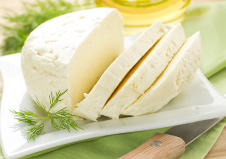 Полутвердый сыр в РФ теперь будет производиться по особым технологиям