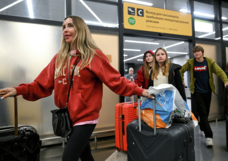 В АТОР раскрыли сроки завершения вывоза туристов с Ближнего Востока