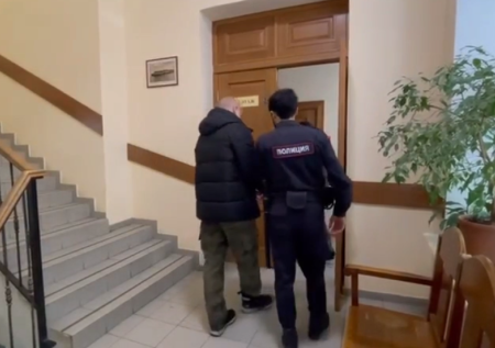 Двух участников массовой драки в ярославском ТЦ отправили под стражу