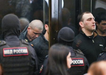 Фигурантов дела о теракте в «Крокусе» доставили в суд