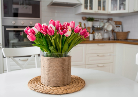 Цветы в вазе не вянут неделями: простой способ сохранить свежесть без химии и аспирина