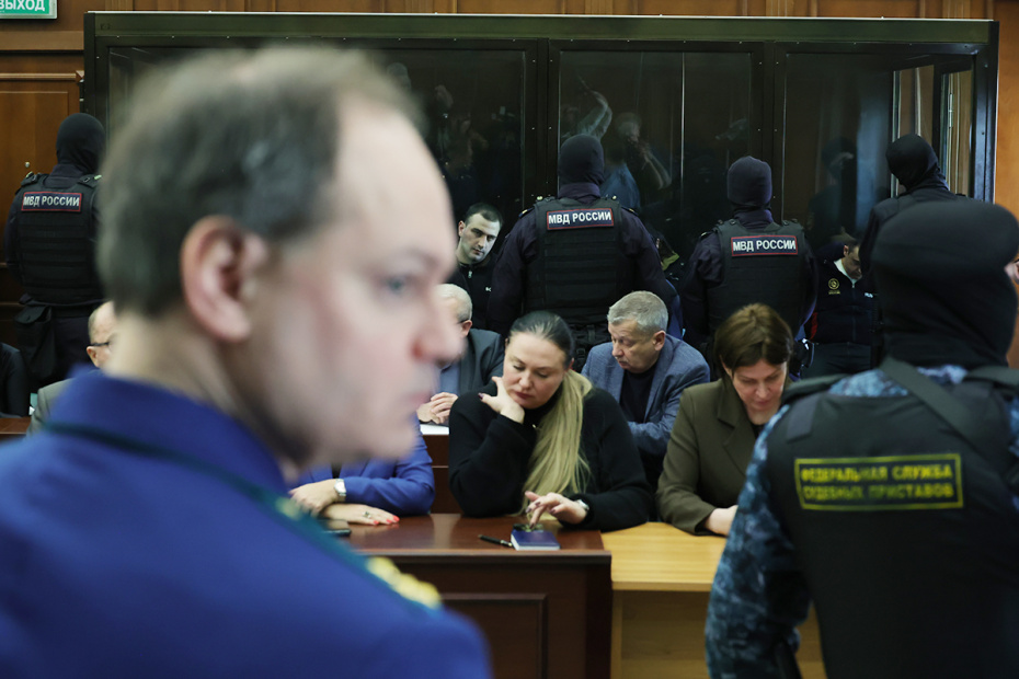 Второй Западный окружной военный суд приговорил к пожизненному лишению свободы четырех исполнителей теракта в концертном зале «Крокус Сити Холл» — Шамсидина Фаридуни, Далерджона Мирзоева, Мухаммадсобира Файзова и Саидакрами Рачабализоду