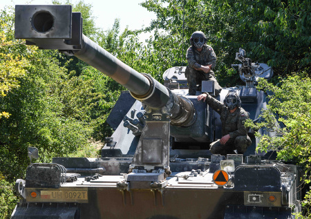 Российские «охотники» разнесли в пух и прах САУ Krab и военных ВСУ