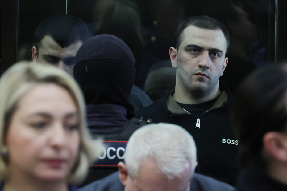 Второй Западный окружной военный суд приговорил к пожизненному лишению свободы четырех исполнителей теракта в концертном зале «Крокус Сити Холл» — Шамсидина Фаридуни, Далерджона Мирзоева, Мухаммадсобира Файзова и Саидакрами Рачабализоду