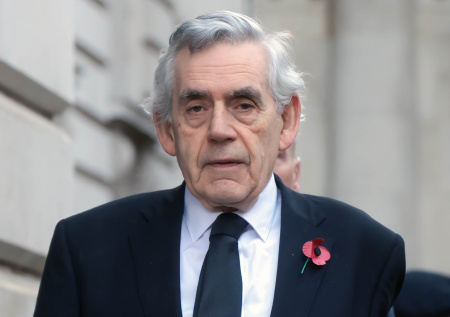 Экс-премьер Британии призвал создать трибунал после атаки на школу в Иране