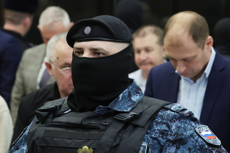 Второй Западный окружной военный суд приговорил к пожизненному лишению свободы четырех исполнителей теракта в концертном зале «Крокус Сити Холл» — Шамсидина Фаридуни, Далерджона Мирзоева, Мухаммадсобира Файзова и Саидакрами Рачабализоду