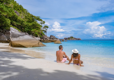 Турэкcперт объяснил, какие сувениры нельзя вывозить из популярных стран