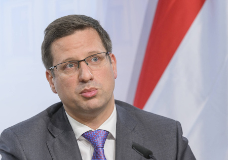 Венгрия назвала цену за снятие блокировки с кредита Киеву