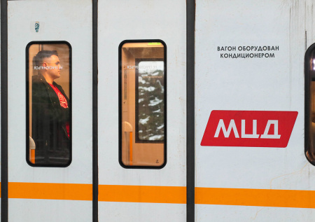 Москвичи ждали поезд 40 минут из-за сбоя на МДЦ-4