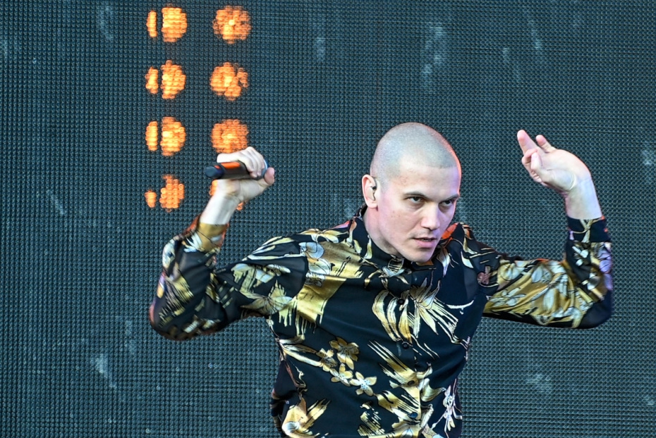 Вокалист группы Shortparis Николай Комягин