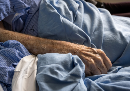 Столетнего ветерана Второй мировой войны пустили на органы